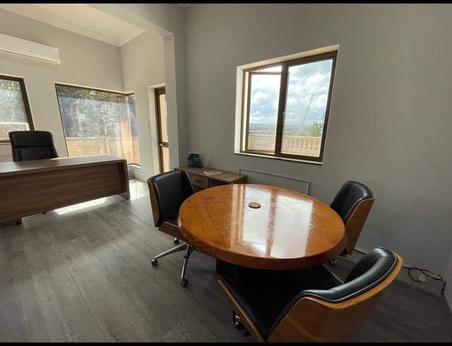 241M² OFFICE TO LET IN RIVONIA